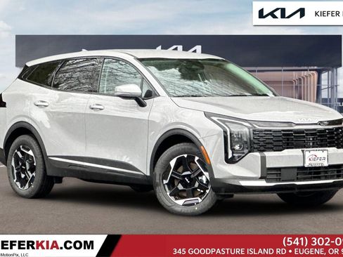 New 2026 Kia Sportage S image 1