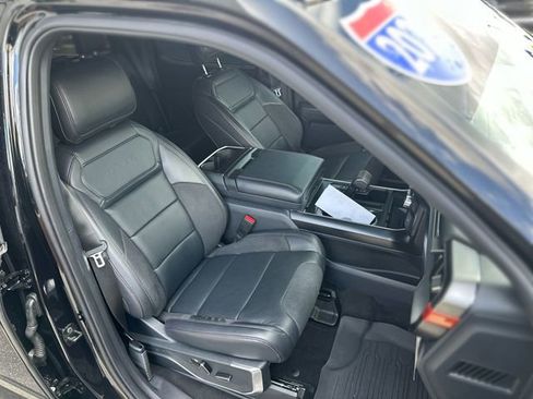 Certified 2025 Ford F150 Raptor AWD/4WD image 28