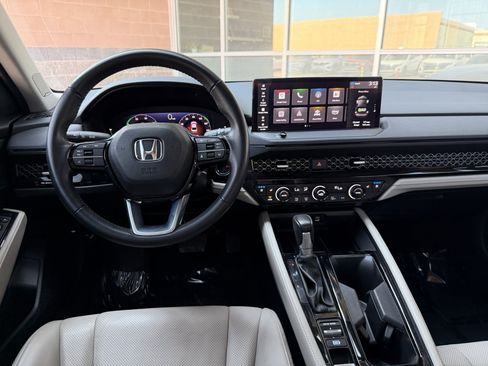 Used 2024 Honda Accord Touring image 16