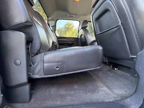 Used 2013 GMC Sierra 2500 SLE w/ SLE Preferred Package image 17