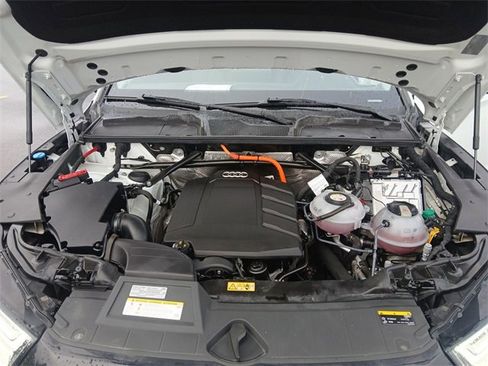 Used 2020 Audi Q5 e Premium Plus w/ Premium Plus Package image 26