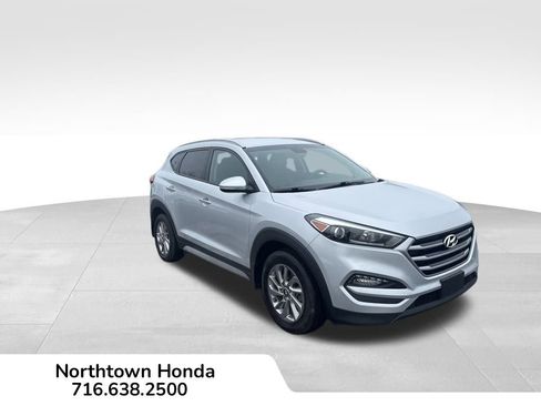 Used 2017 Hyundai Tucson SE Plus image 1