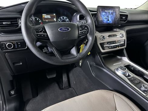 Used 2023 Ford Explorer 4WD image 21