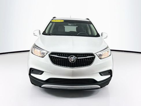 Used 2018 Buick Encore Preferred FWD image 2