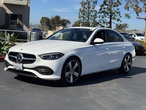 Used 2022 Mercedes-Benz C 300 Sedan image 4