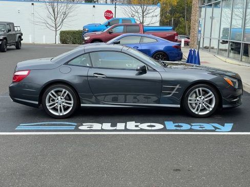 Used 2015 Mercedes-Benz SL 550 image 13