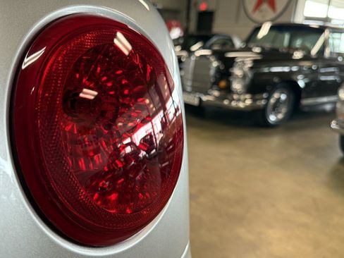 Used 2004 Chevrolet SSR w/ Preferred Equipment Group image 53