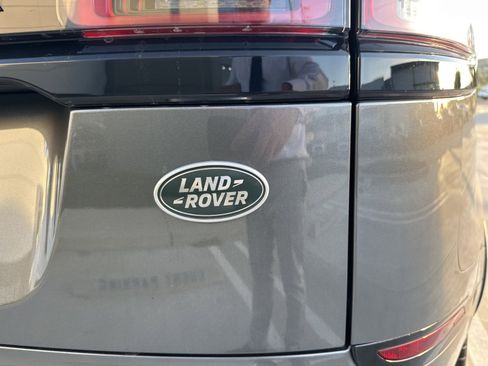 Used 2019 Land Rover Range Rover Velar R-Dynamic SE image 9