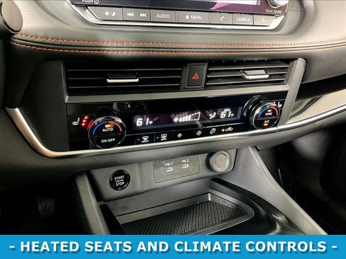 Used 2025 Nissan Rogue SV AWD/4WD image 15