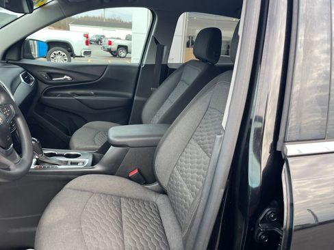 Used 2018 Chevrolet Equinox LT image 19