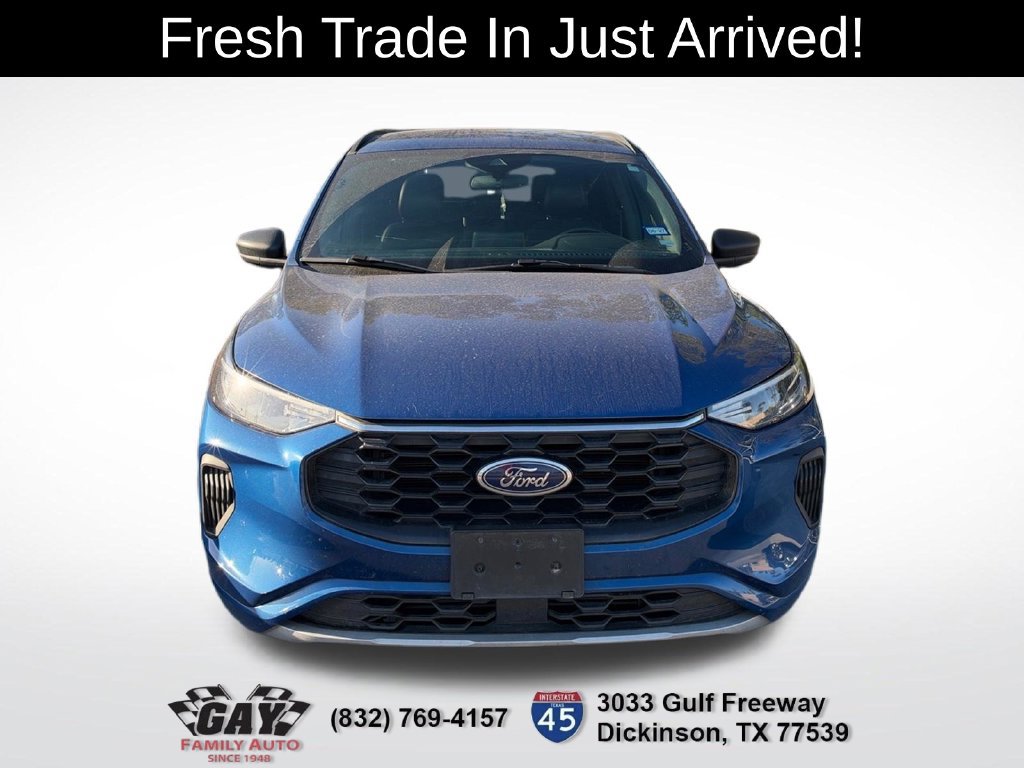 Used 2023 Ford Escape ST-Line AWD/4WD image 2