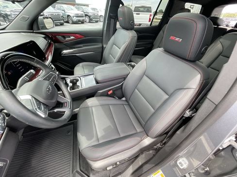 Certified 2025 Chevrolet Traverse Z71 w/ Enhanced Driving Package AWD/4WD image 20