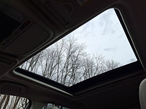 Certified 2023 Subaru Forester Premium image 15