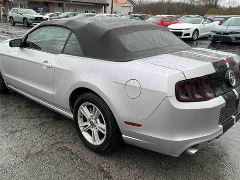Used 2013 Ford Mustang Convertible image 6