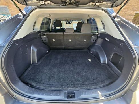 Used 2019 Toyota RAV4 LE AWD/4WD image 67