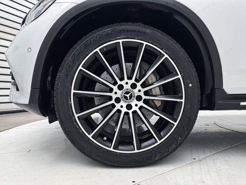 Used 2019 Mercedes-Benz GLC 300 4MATIC Coupe image 15