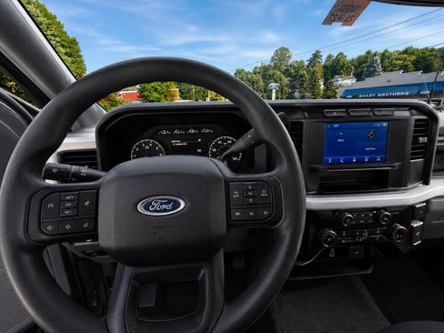 Used 2023 Ford F350 XL w/ STX Appearance Package AWD/4WD image 12