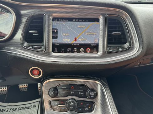 Used 2016 Dodge Challenger SRT Hellcat image 22