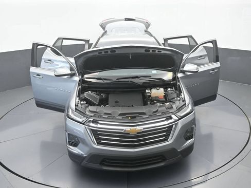 Used 2023 Chevrolet Traverse LT FWD image 74