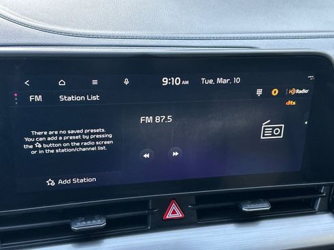 Used 2024 Kia Sportage EX image 15