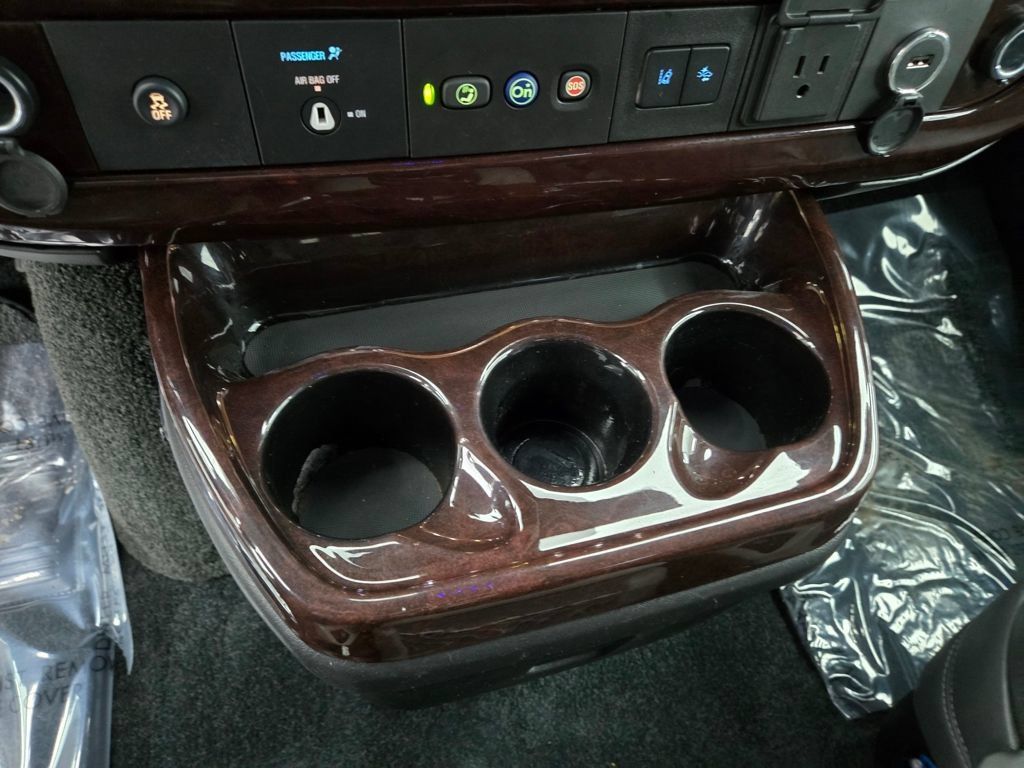 Used 2021 Chevrolet Express 2500 w/ Enhanced Convenience Package RWD image 22