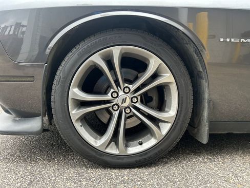 Used 2020 Dodge Challenger R/T RWD image 7
