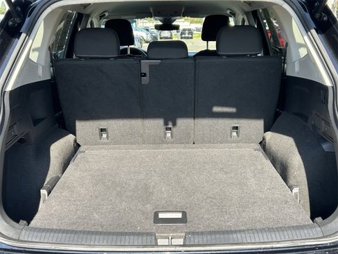 Used 2024 Volkswagen Tiguan S image 12