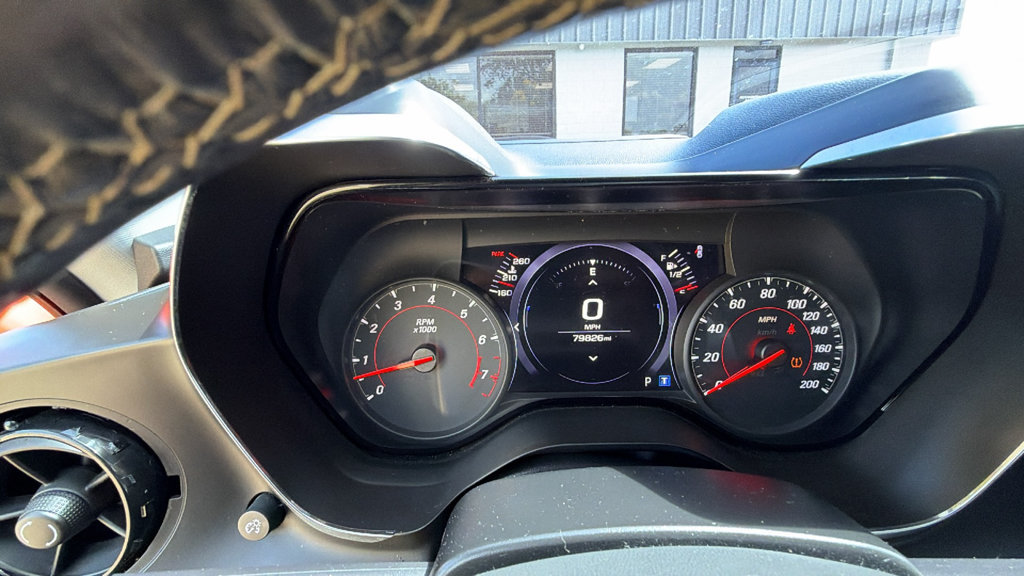 Used 2019 Chevrolet Camaro SS RWD image 17