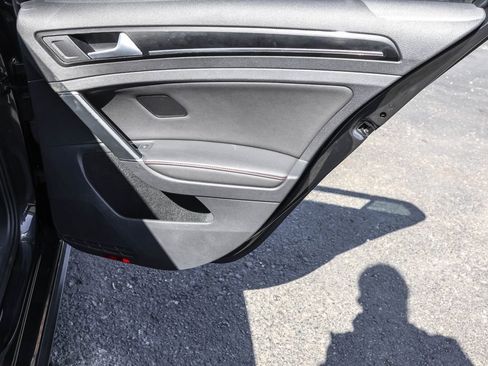 Used 2016 Volkswagen GTI SE w/ Lighting Package (SEL) image 35