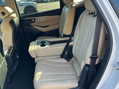 Used 2023 Acura MDX FWD w/ Technology Package image 9