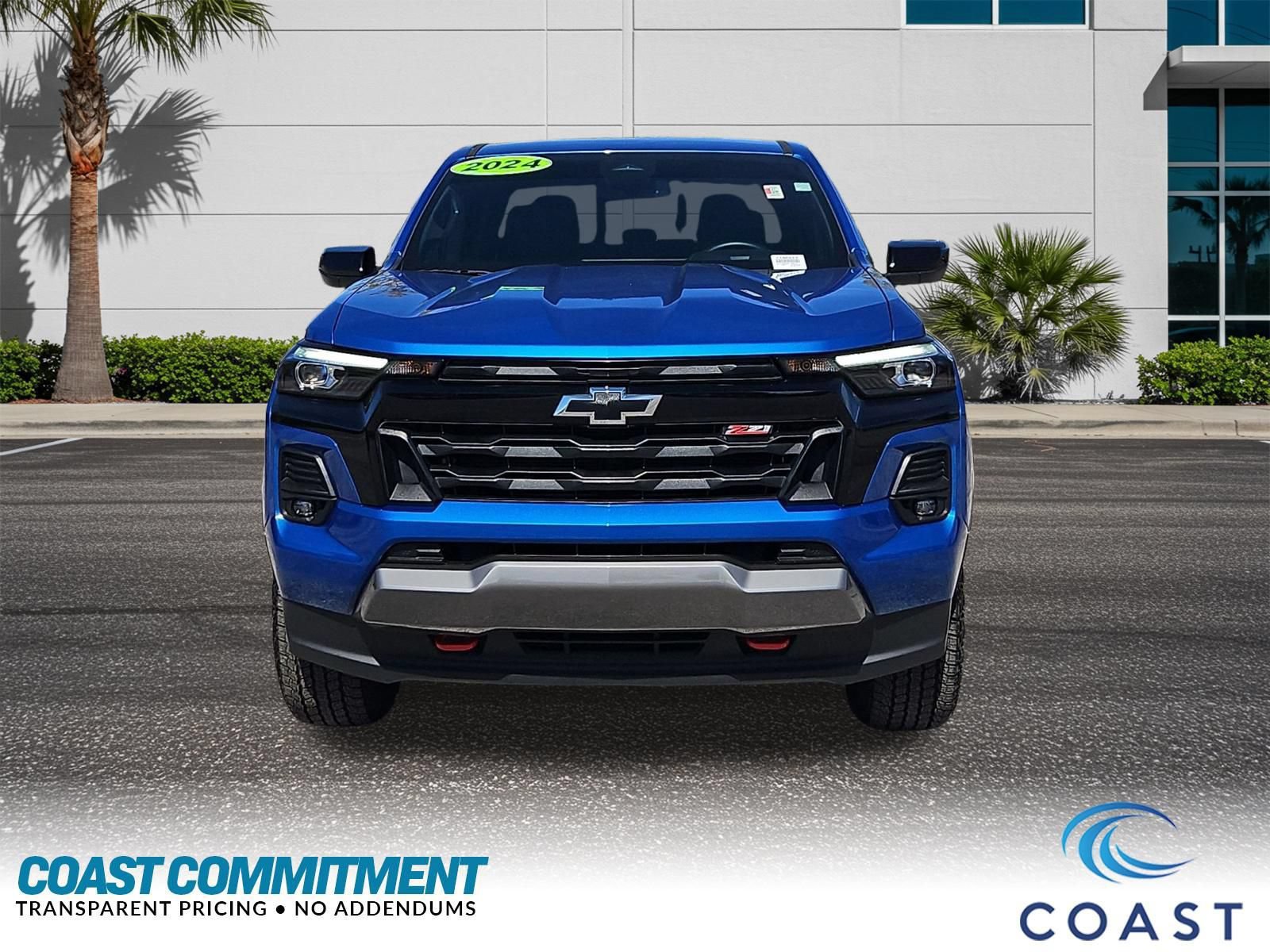 Used 2024 Chevrolet Colorado Z71 w/ Z71 Convenience Package 2 AWD/4WD image 2