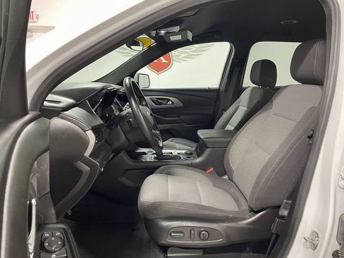Used 2023 Chevrolet Traverse LT AWD/4WD image 11