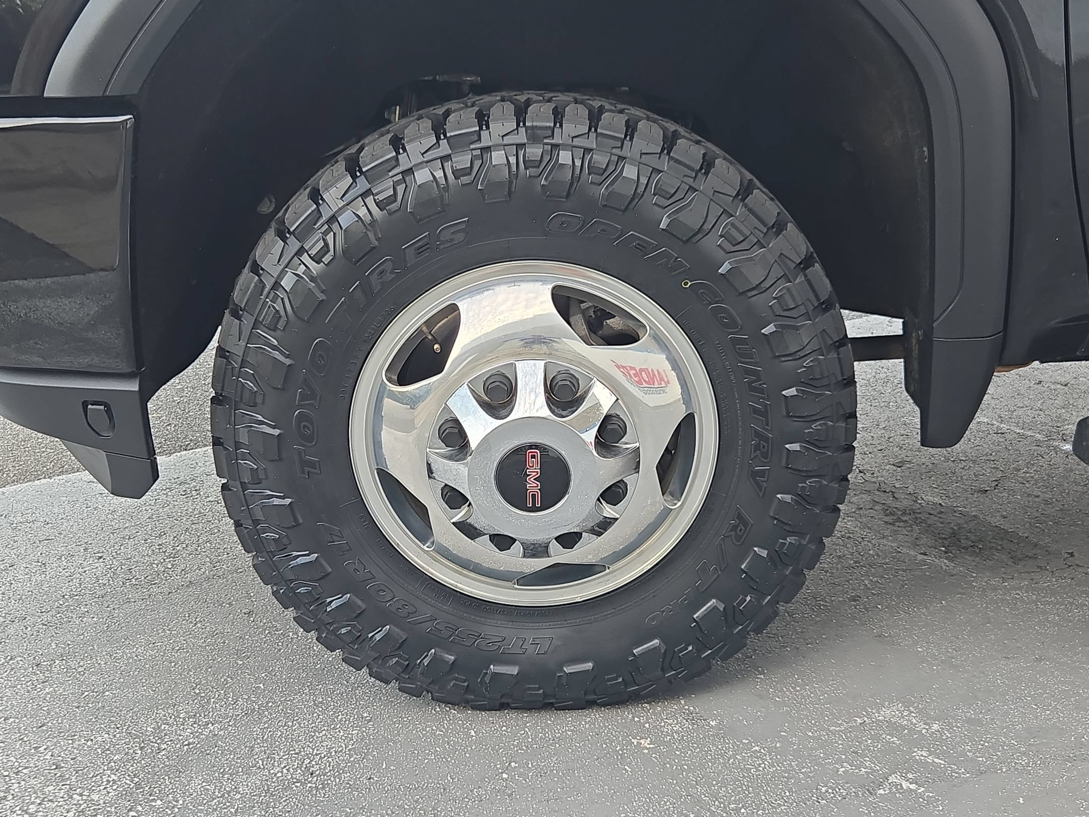 Used 2020 GMC Sierra 3500 Denali w/ Denali Ultimate Package AWD/4WD image 17