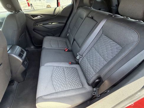 Used 2020 Chevrolet Equinox LT AWD/4WD image 17