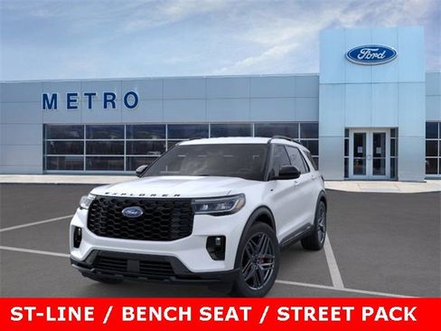 New 2025 Ford Explorer ST-Line w/ ST-Line Street Pack image 3