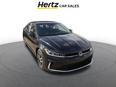 Used 2025 Volkswagen Jetta SE