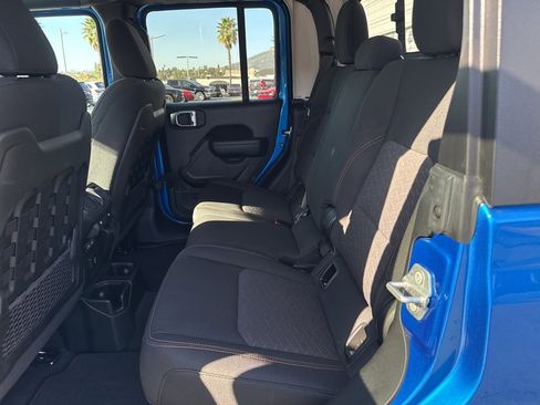 Used 2022 Jeep Gladiator Mojave w/ LED Lighting Group image 15