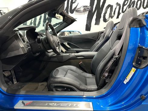 Used 2014 Chevrolet Corvette Stingray Convertible w/ 2LT Preferred Equipment Group RWD image 9