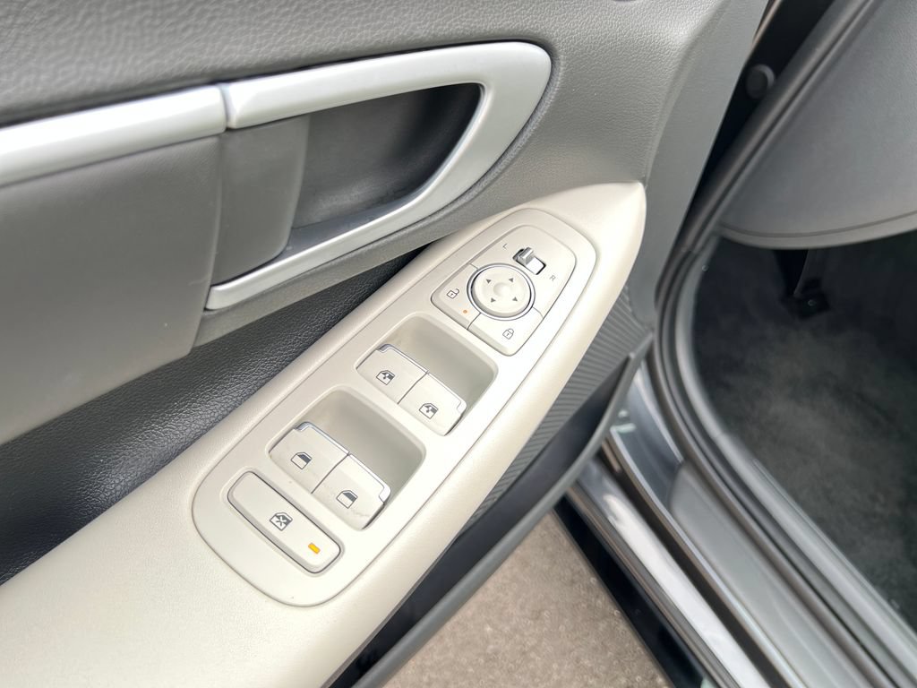 Used 2025 Hyundai Sonata SEL FWD image 11