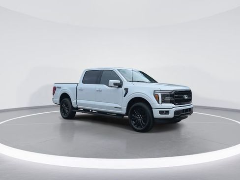 New 2025 Ford F150 Lariat w/ Equipment Group 501A Mid image 2