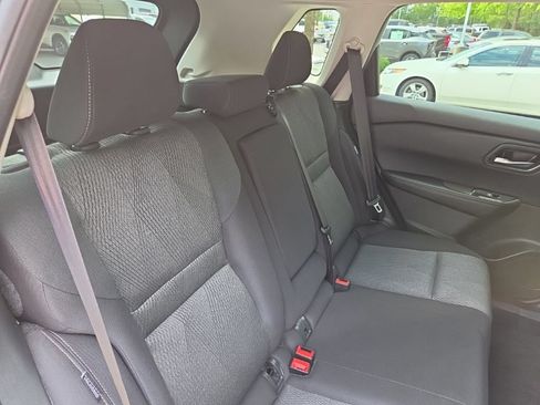 Certified 2025 Nissan Rogue SV FWD image 37