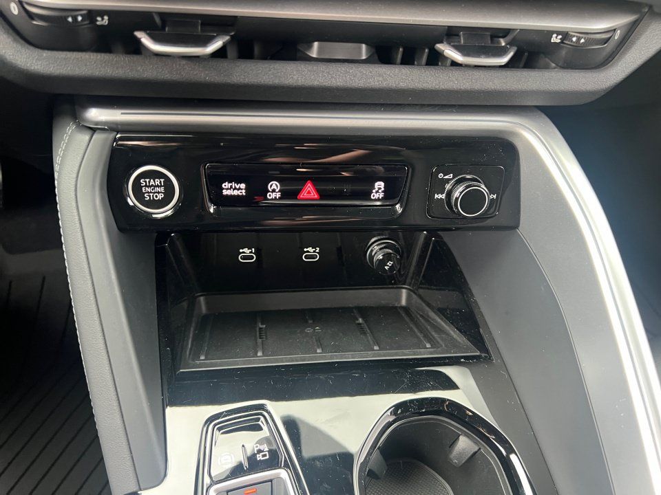 Certified 2025 Audi Q5 Premium w/ Premium Plus AWD/4WD image 20