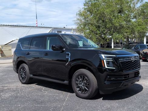 Certified 2026 Nissan Armada SV AWD/4WD image 2