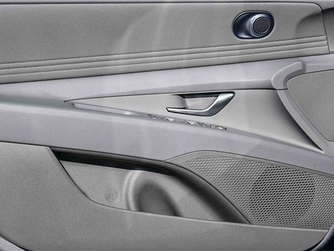 New 2026 Hyundai Elantra Sport image 22