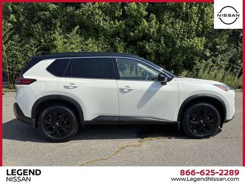Certified 2023 Nissan Rogue SV w/ SV Premium B Package AWD/4WD image 5