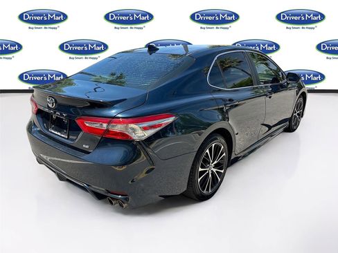 Used 2019 Toyota Camry SE image 7