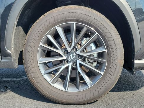 Used 2025 Lexus NX 250 FWD w/ Premium Package image 5