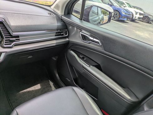 Certified 2024 Kia Sportage SX FWD image 15