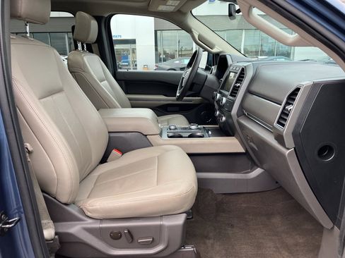Certified 2020 Ford Expedition XLT w/ Equipment Group 202A image 38