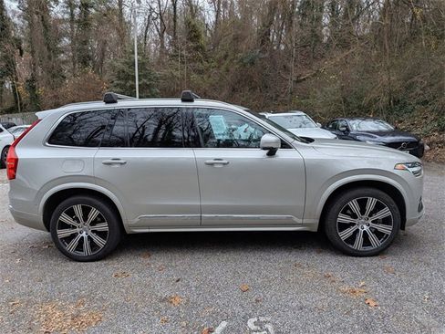Certified 2022 Volvo XC90 T8 Inscription w/ Lounge Package image 8